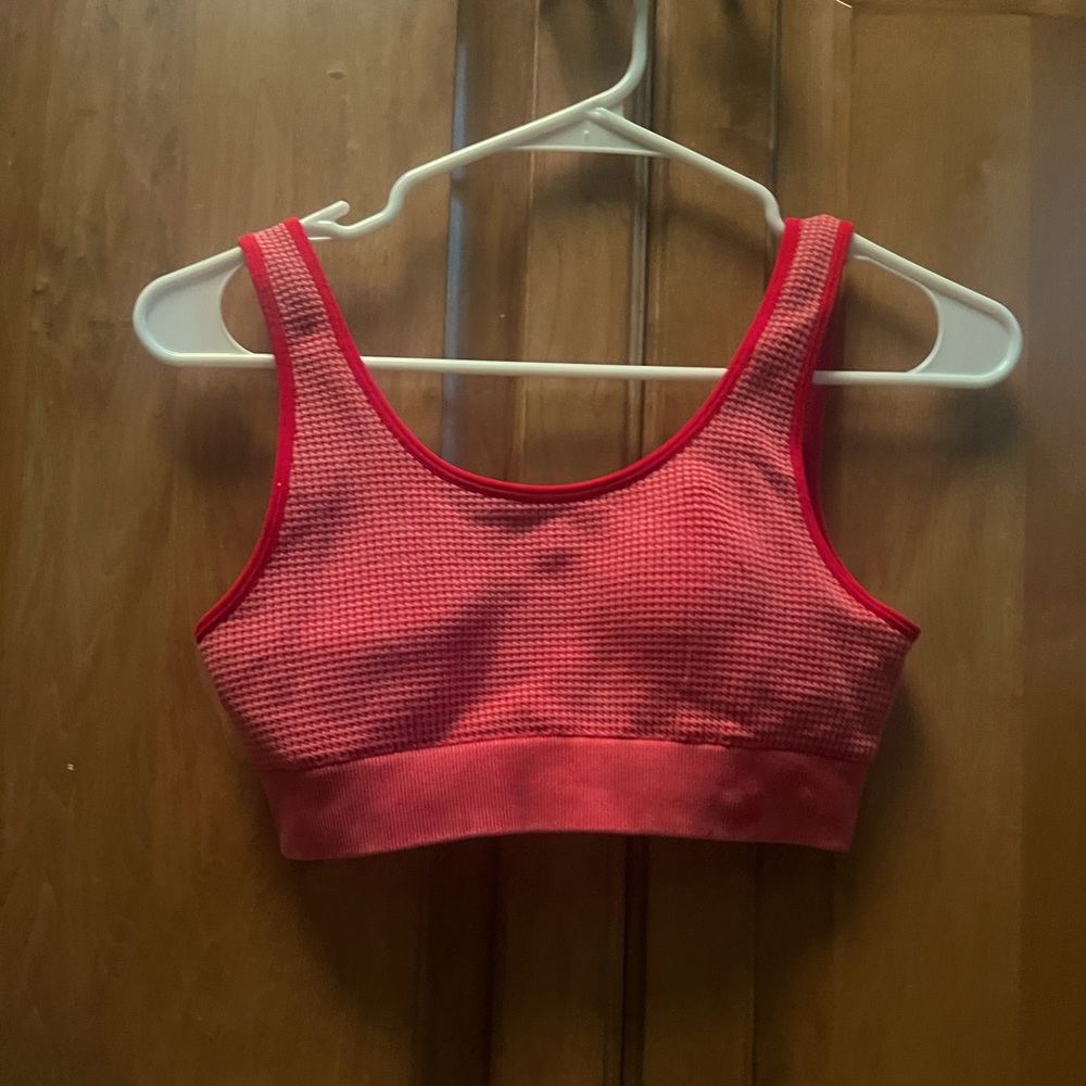 PINK sports bra. Size small.